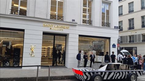 service apres vente yves saint laurent|Client service .